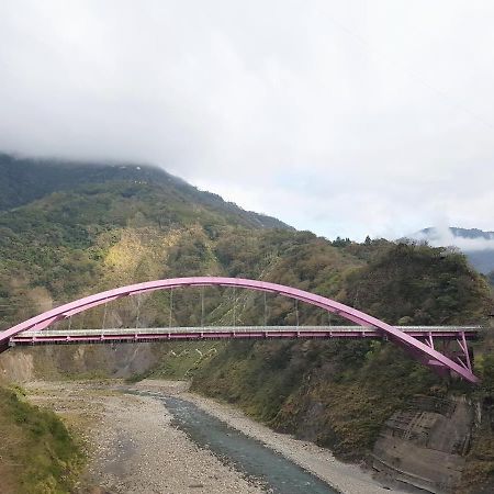 拉拉山周家渡假旅館 Hualing 外观 照片